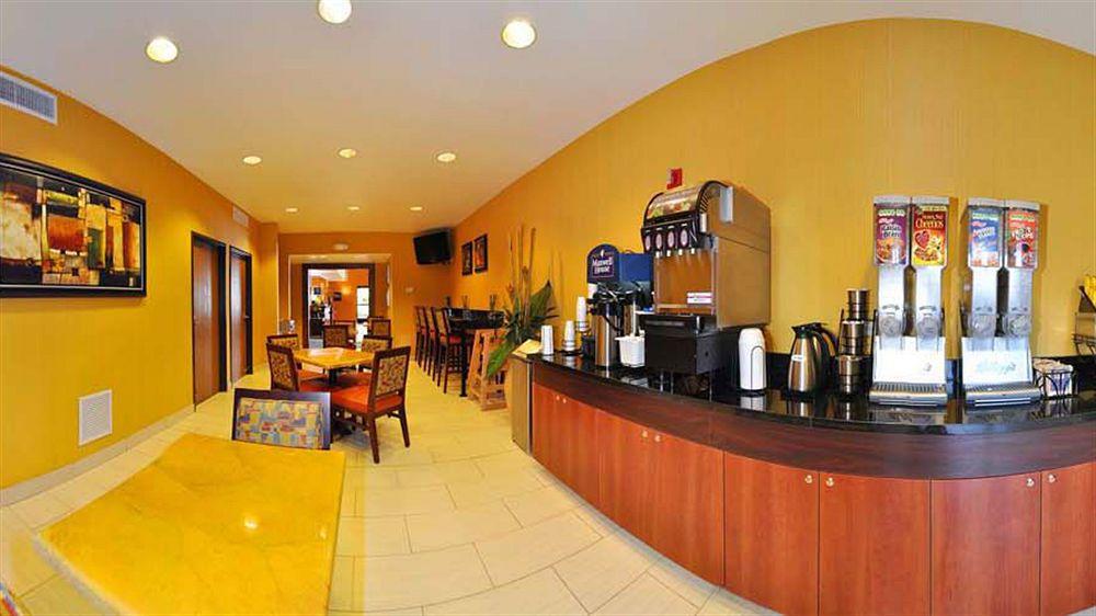 Best Western Plus Fresno Inn Εξωτερικό φωτογραφία